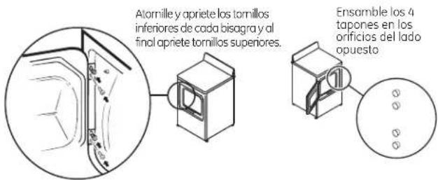 Atornille y apriete los tornillos inferiores de cada bisagra y al final apriete tornillos superiores. Ensamble los 4 tapones en los orificios del lado opuesto