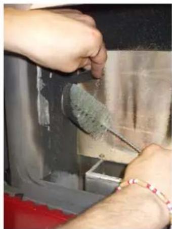 Cadel Square - BURNING POT AND ASH TRAY CLEANING - 7