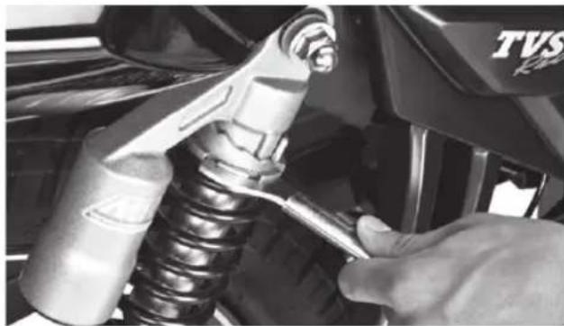 TVS Apache RTR ABS (2015) - REAR SHOCK ABSORBERS - 2