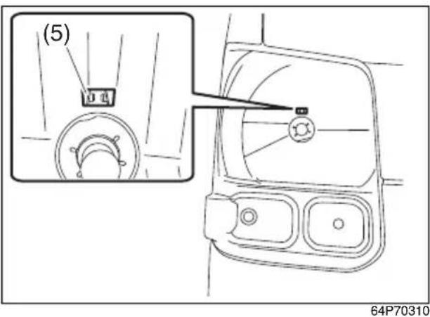 (5) 64P70310
