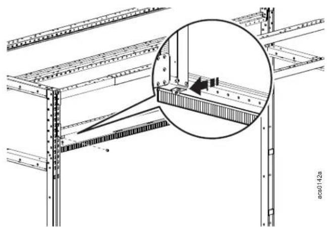 APC FS-AC-3001-B - Row length brush installation - 4