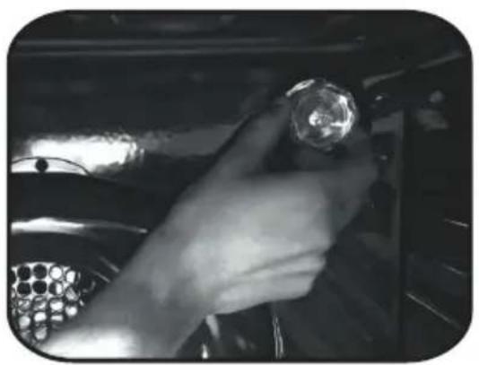 HOOVER HOT1151W/E - CHANGING THE BULB - 1