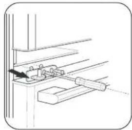 Campomatic FRF253SS - Removing & Replacing Freezer Drawer - 3