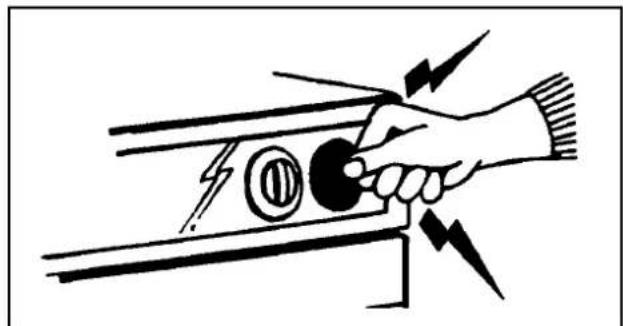 Tricity Bendix SIE514W - CLEANING THE OUTSIDE OF THE COOKER - 2