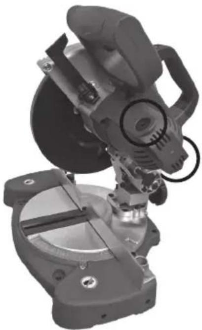 Meec Tools 242-106 - REPLACING THE CARBON BRUSHES - 1