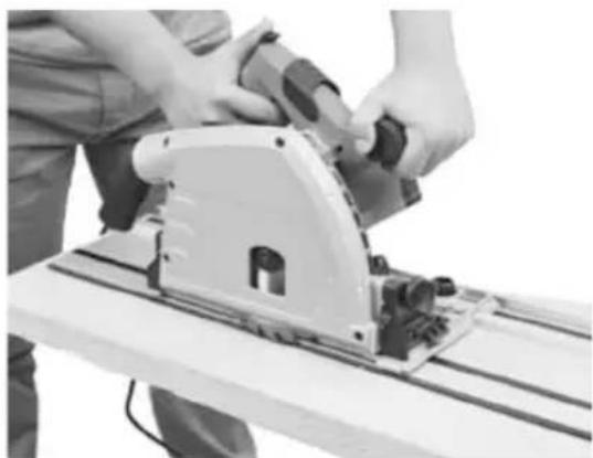 Meec Tools 020-192 - Sågning med styrskena - 1