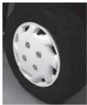 GEM eLXD (2015) - Wheel Nut Torque - 4