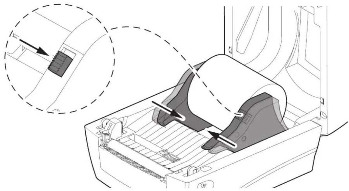 CUSTOM D4 202 - Loading the ribbon label roll - 4