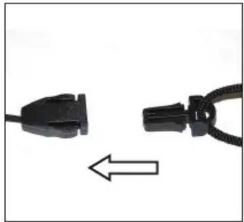 SEALIFE ECOshot SL321 - Attaching the Camera Strap - 2