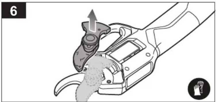 RYOBI One+ R18SEC - OPERATING THE PRODUCT - 15