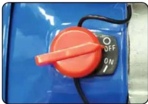 DuroMax XP702HP - Shut fuel valve OFF and run dry - 1