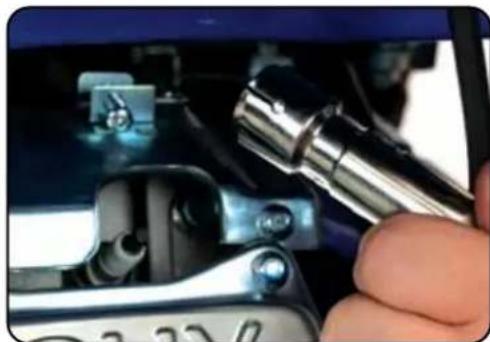 DuroStar DS5000X - Empty the gas tank - 1
