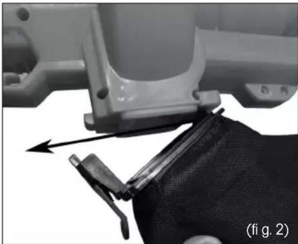Fieldmann FZF 4030-E - Attaching the collection sack - 1