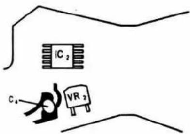 IC₂ C₁ VR₂