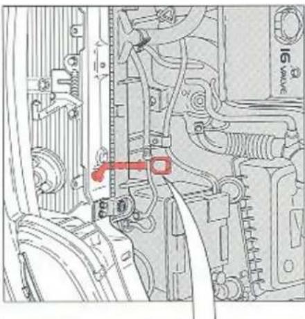 VOLVO V40 (1997) - Stuurbekrachtigings-/koppelings-/remvloeistof - 4