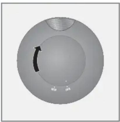 GRUNDIG RRCD 3760 WEB - Batterijen in de afstandsbediening plaatsen - 1