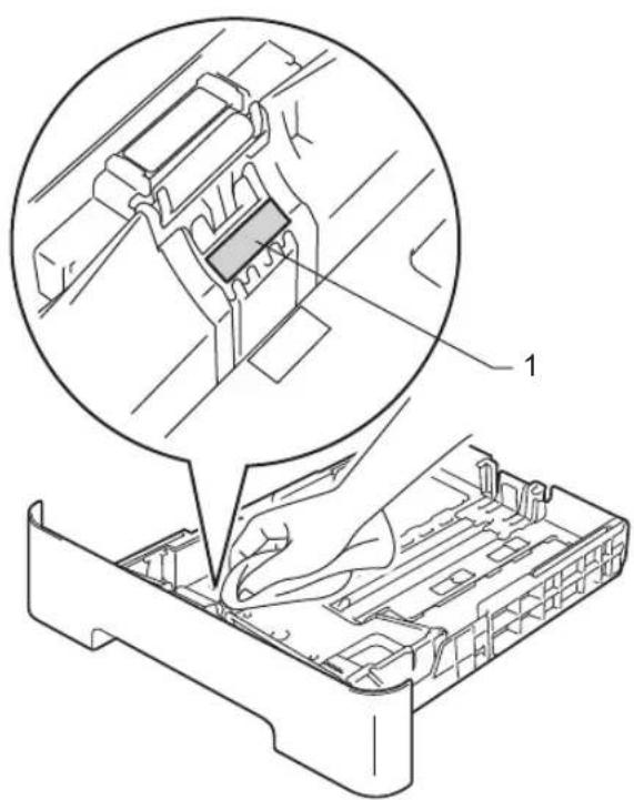 BROTHER DCP-7057W - Het schoonmaken van de papierpick-up rol - 2