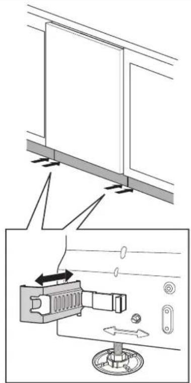 Atag VA6611NT - Attaching the toe kick (if applicable) - 3