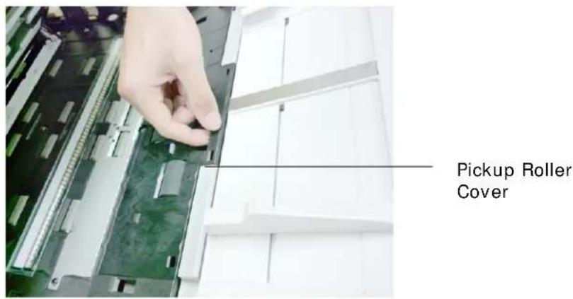 AVISION SC8800 - Replacing the ADF Friction Roller Assembly - 8
