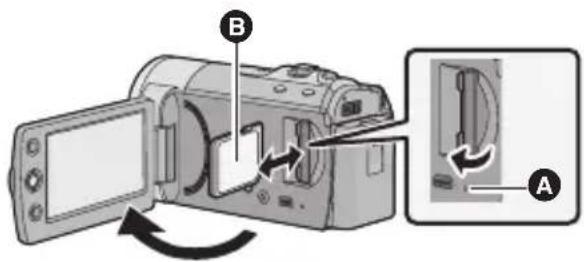 PANASONIC SDR-T55P - ■ Insertar/extraer una tarjeta SD - 1
