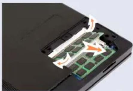 SAMSUNG NP300V5ZH - Removing a memory module - 1