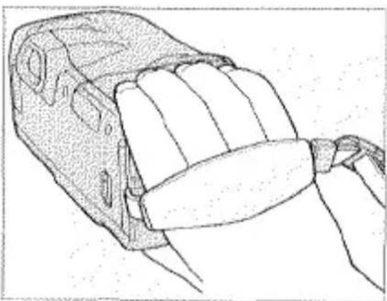 KONICA MINOLTA Freedom Zoom 105i - ATTACHING THE STRAP - 5