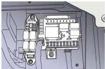 Maserati Granturismo (2020) - FusesinTrunkCompartment - 2