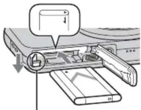Diagram showing a device's internal structure with a speech bubble and directional arrows indicating movement or operation.