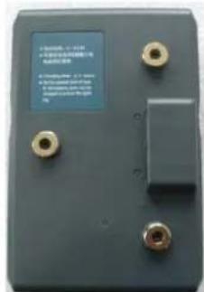 Lilliput Q18-ABBP-CC - Process of Installing Battery Plate: - 5