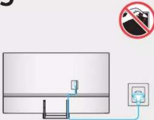 Diagram showing a tank connected to a power outlet with a prohibition symbol indicating no protection.