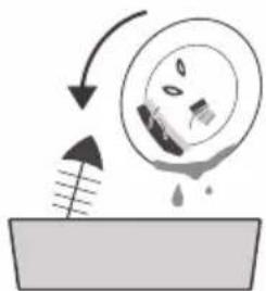 Cookology MCDW3BK - Remove the larger residue - 1