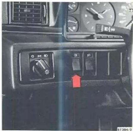 VOLVO 760 (1987) - Mistachterlamp Mistlampen - 1