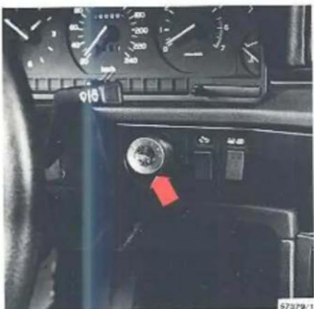 VOLVO 760 (1987) - Start-/stuurslot - 1