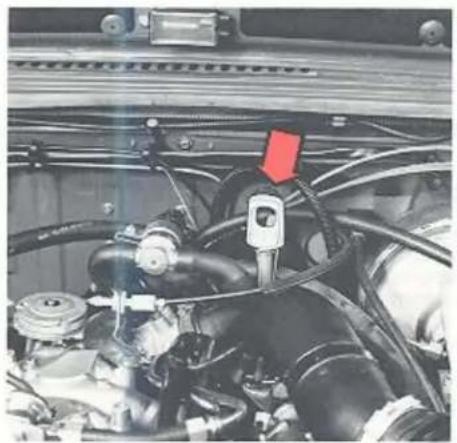 VOLVO 760 (1987) - Versnellingsbakolie (automatische versnellingsbak) - 1