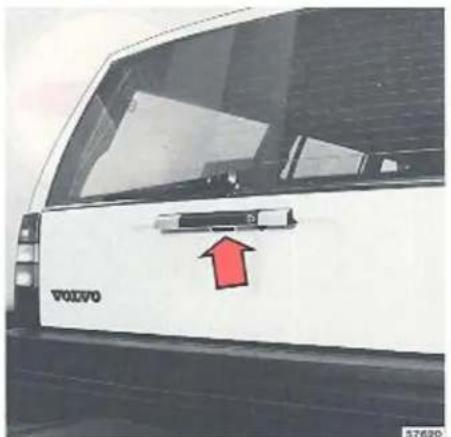 VOLVO 57690
