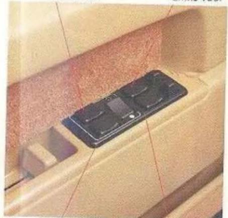 VOLVO 760 (1988) - Elektrisch bediende raammechanismen - 1