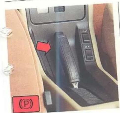 VOLVO 760 (1988) - Asbakjes - 1