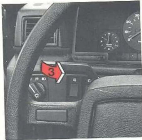 VOLVO 760 GLE TDI (1983) - Richtingaanwijzers Waarschuwingsknipperlichten - 2