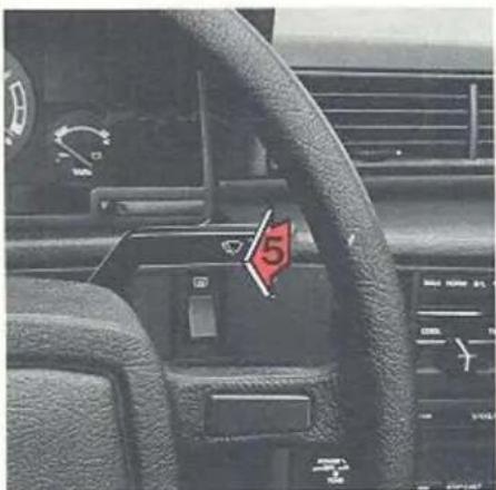 VOLVO 760 GLE TDI (1983) - Ruitewissers Koplampwissers - 2