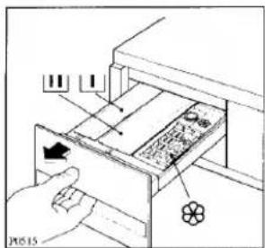FRIGIDAIRE FR 800C - Doe wasmiddel in het vakje - 1