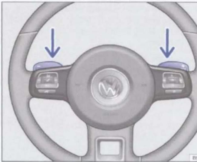 VOLKSWAGEN Beetle Cabriolet (2012) - Met de tiptronic schakelen - 2