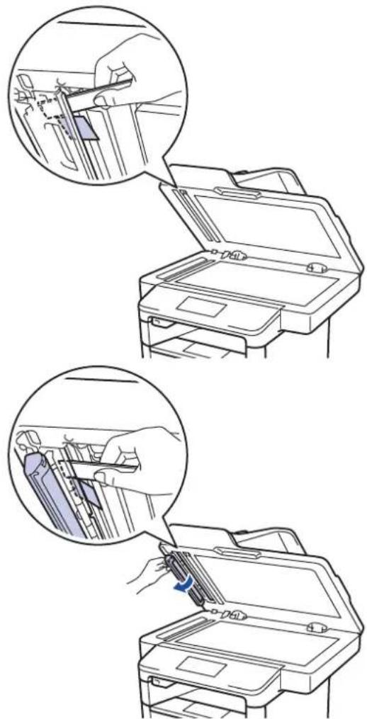 BROTHER MFC-L6900DWTSP - Verwijder kleine papiersnippers die in de ADF (automatische documentinvoer) zijn vastgelopen - 1
