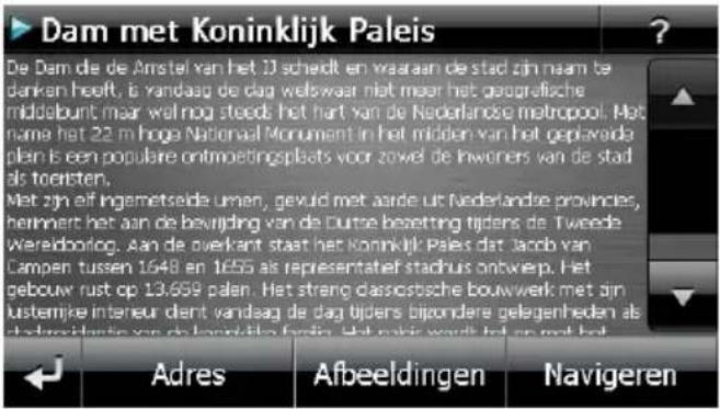 Dam met Koninklijk Paleis De Dam de de Amstel van het 13 scheidt en waraan de stad zijn naam be danken heeft, is vandaag de dag weliswaar niet meer het geografische middabunt maar wel nog steeds het hart van de Nederlandse metropool. Het name het 22 m hoge Nationaal Monument in het midden van het gepravada plein is een populaire ontmoetingsplaats voor zowel de inwoners van de stad als toersten. Met zijn eif ingemertseide umen, gevuld met aarde uit Nederlandse provincies, hennert het aan de bewijding van de purtse bezetting tijdens de Tweede wereidoorlog. Aan de overkant staat het Koninklijk Paleis dat Jacob van Campen tussen 1648 en 1655 als representatief stachus ontwerp. Het gebouw rust op 13.659 palen. Het streng d'assistische bouwwerk met zijn lustemijke interieur dient vandaag de dag bijders bijondere gelegenheden als stachus leitene van de levenkijk afder. Het ook is wordt lid en net het