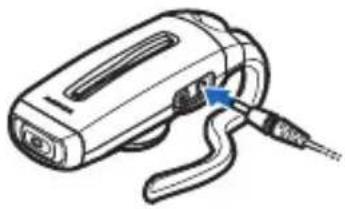 NOKIA BH-200 - ■ De batterij opladen - 1