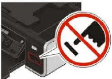 LEXMARK X4975 - Geheugenkaart in de printer plaatsen - 2