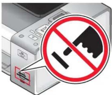 LEXMARK X4800 - Flashstation in de printer plaatsen - 2