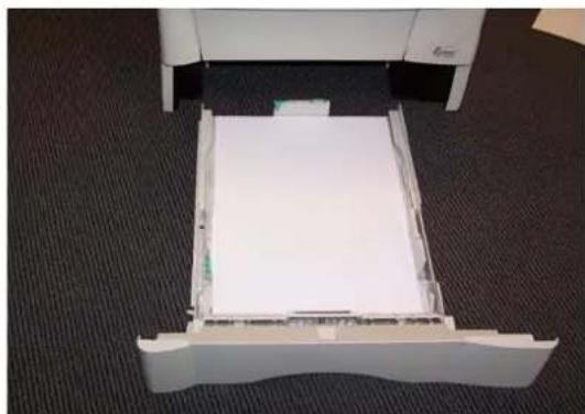 Océ PP22D - Papierstoring bij de lade. - 2