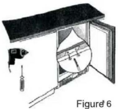 HOOVER HBFU130K - FITITNG THE DOOR PANEL - 2