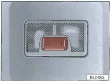 AUDI A2 (2000) - Binnenverlichting achterin - 1