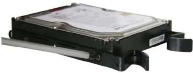Hikvision DS-7708NI-ST - Installatie van HDD - 1